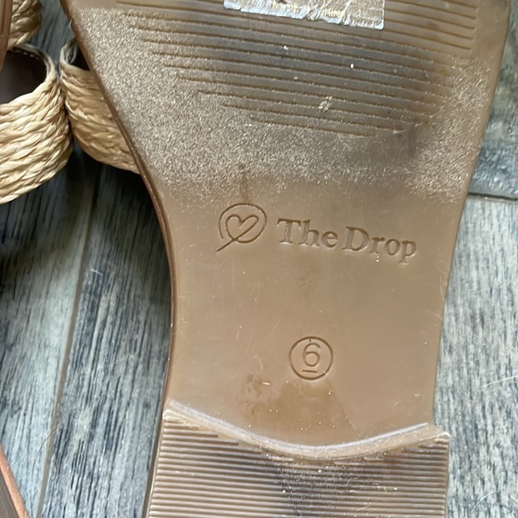 Raffia Slide Sandals - Picture 8 of 13